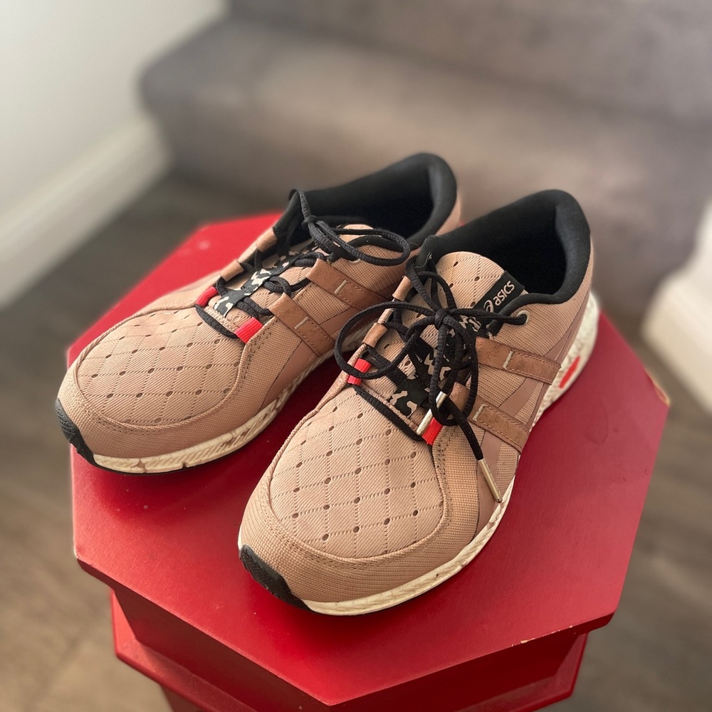 Comfortable Oasis lightweight running shoes in Pink - Picture 3 of 4